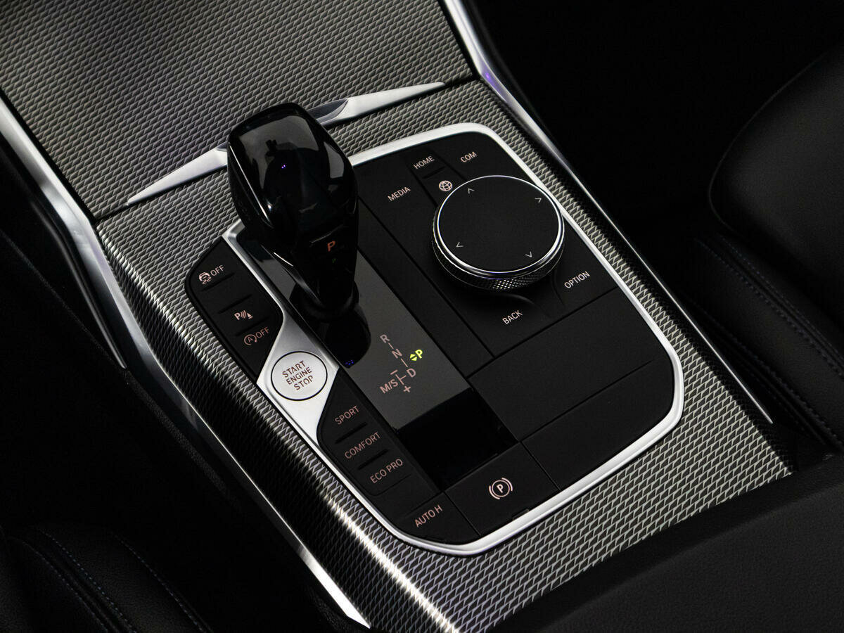 BMW 3 серии 318d, 2019