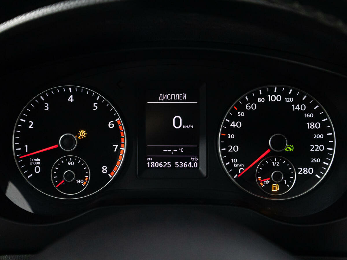 Volkswagen Jetta, 2012