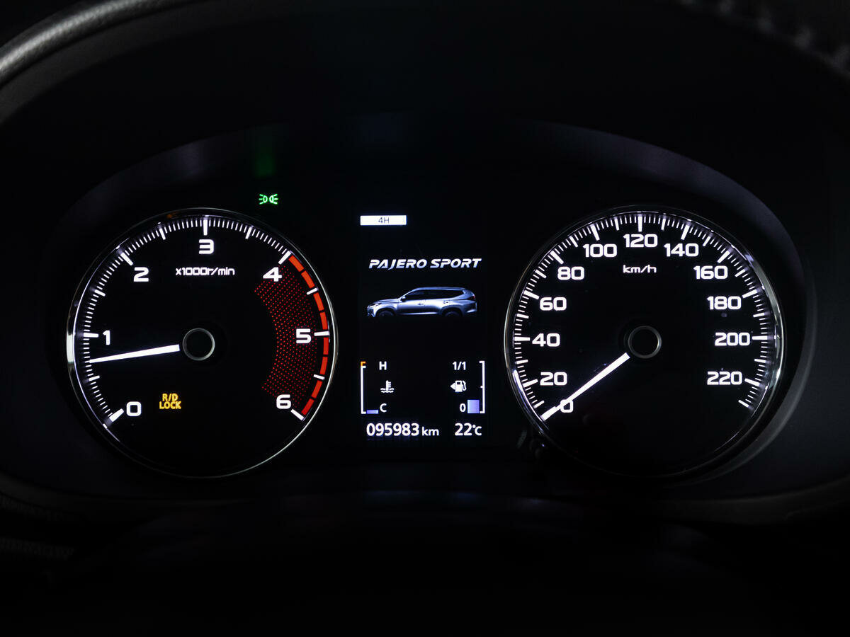 Mitsubishi Pajero Sport, 2019