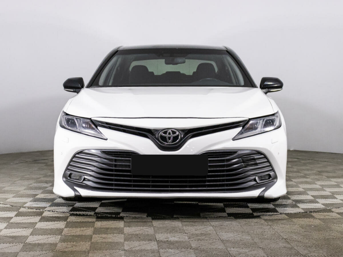 Toyota Camry, 2019