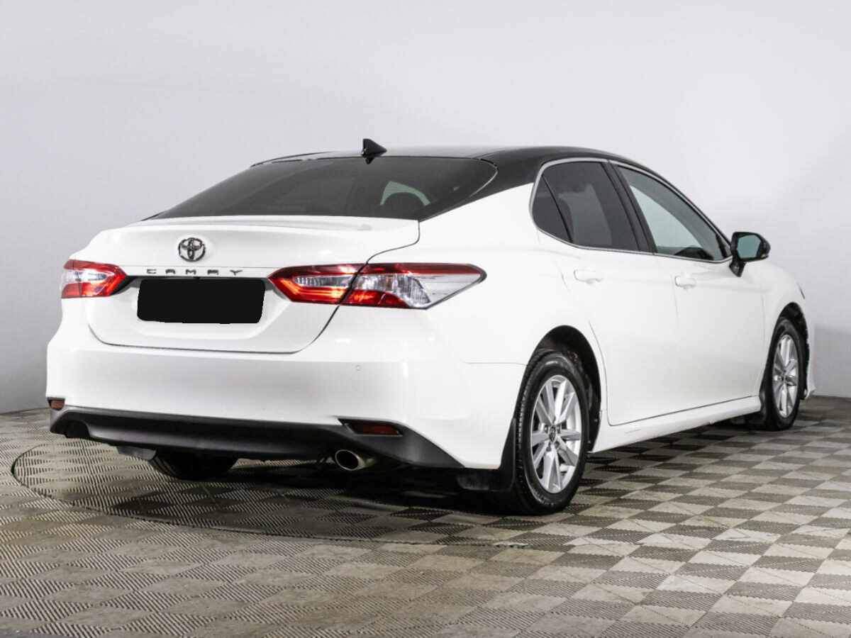 Toyota Camry, 2019