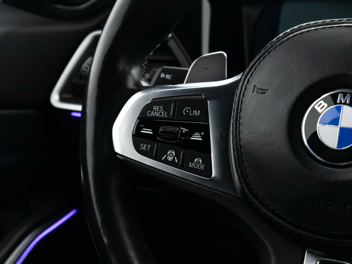 BMW 3 серии 330e, 2020