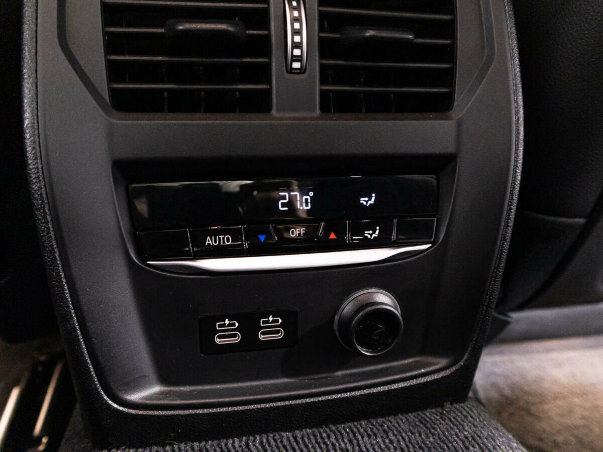 BMW 3 серии 330e, 2020