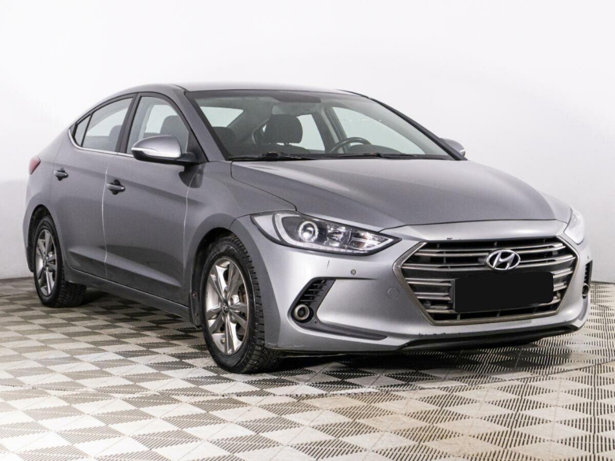 Hyundai Elantra, 2018