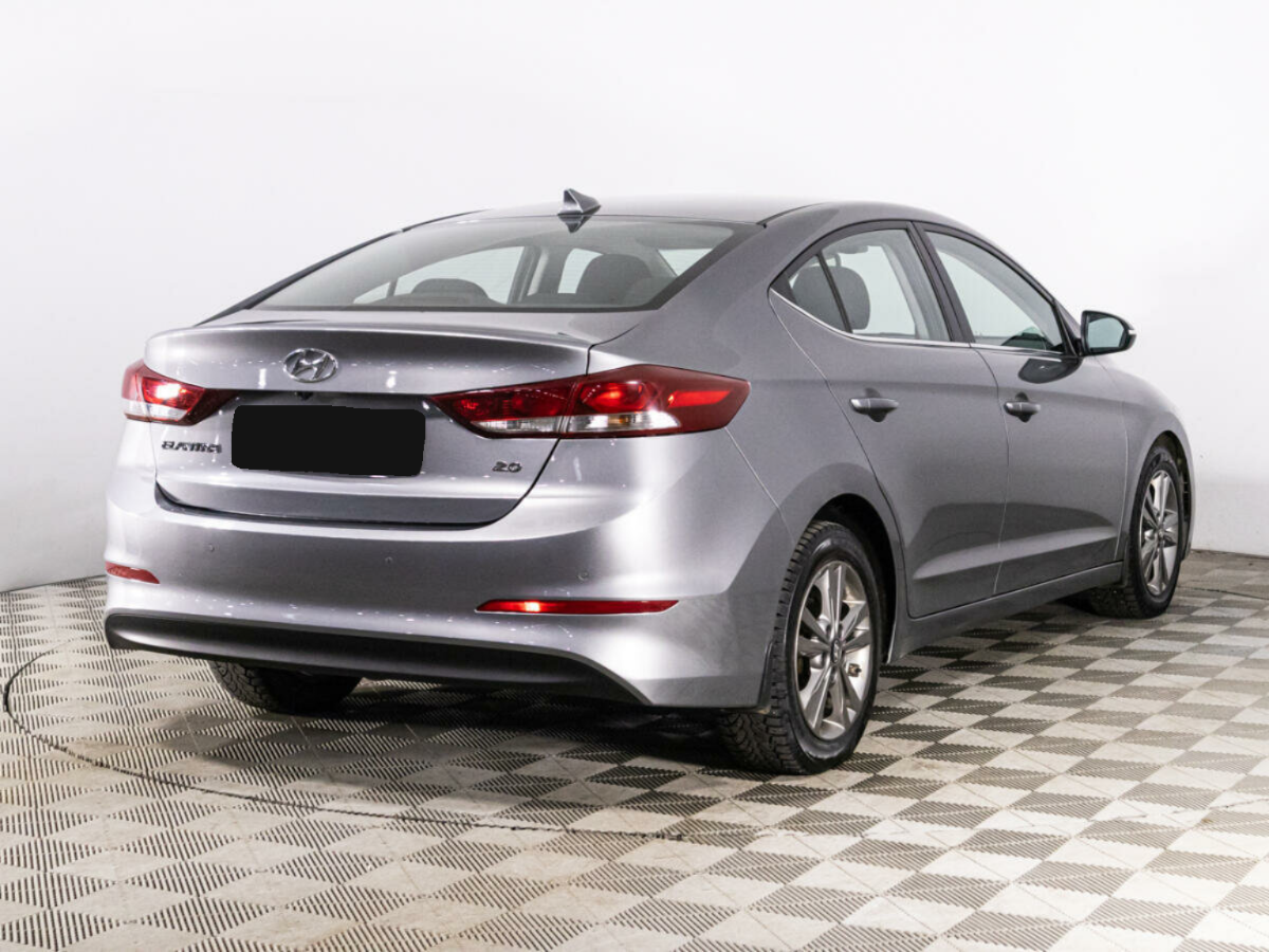 Hyundai Elantra, 2018