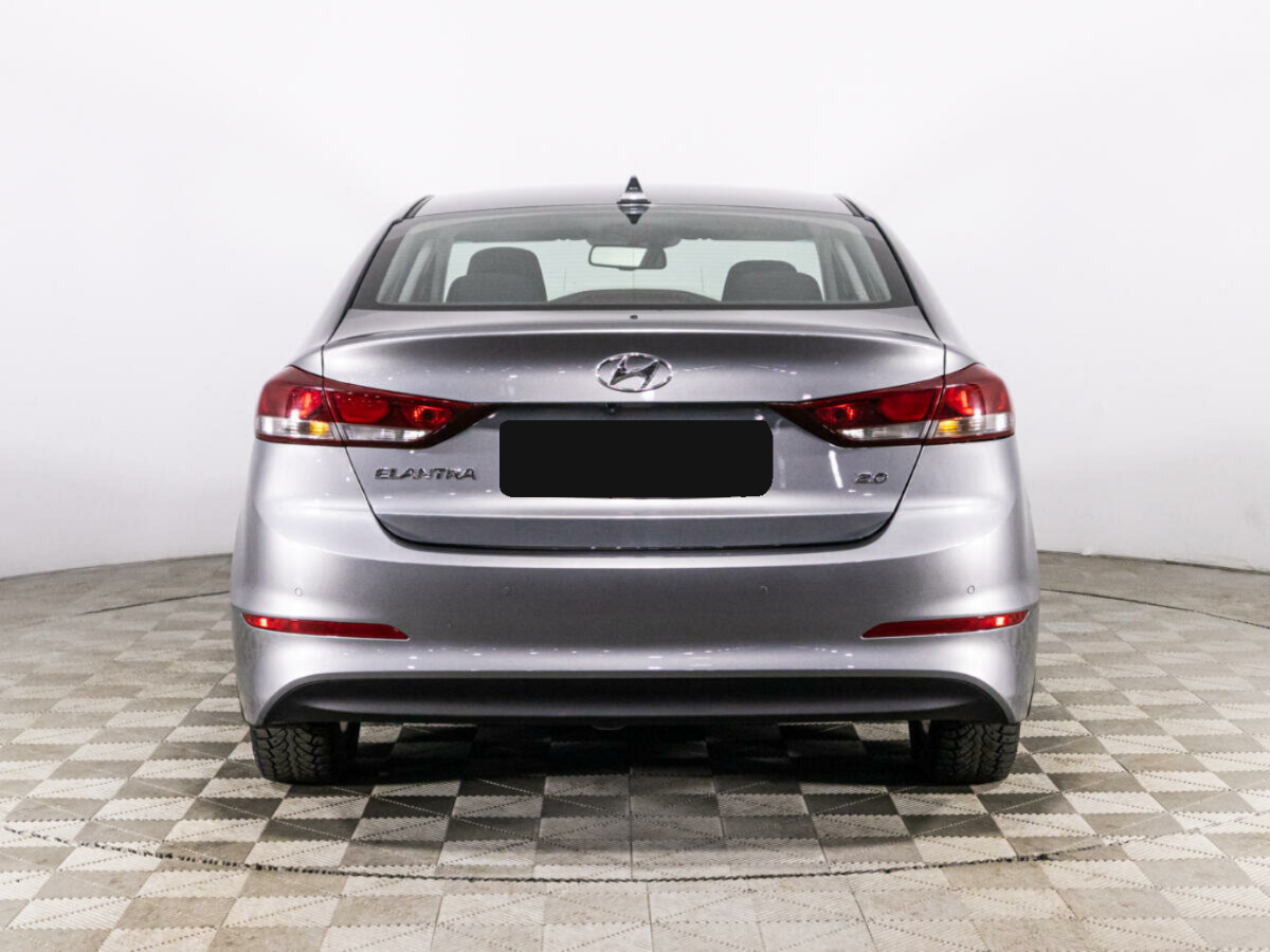 Hyundai Elantra, 2018