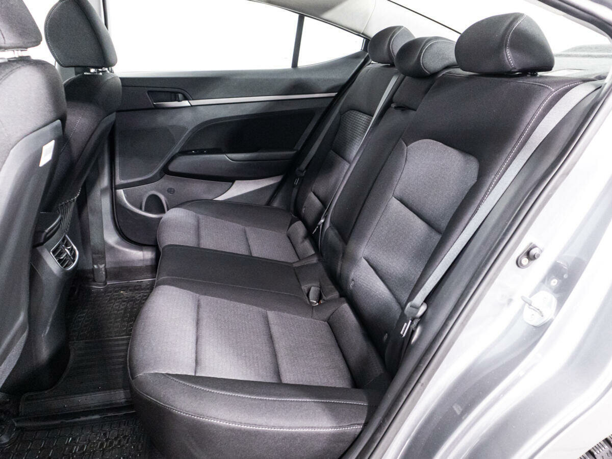 Hyundai Elantra, 2018