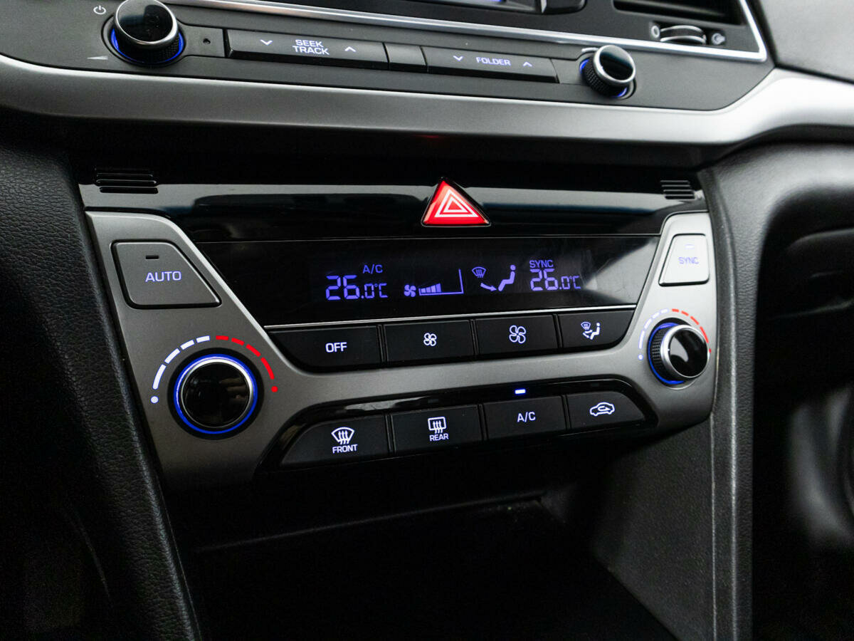 Hyundai Elantra, 2018