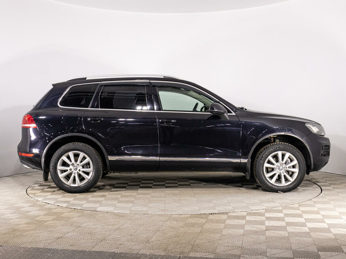 Volkswagen Touareg, 2012