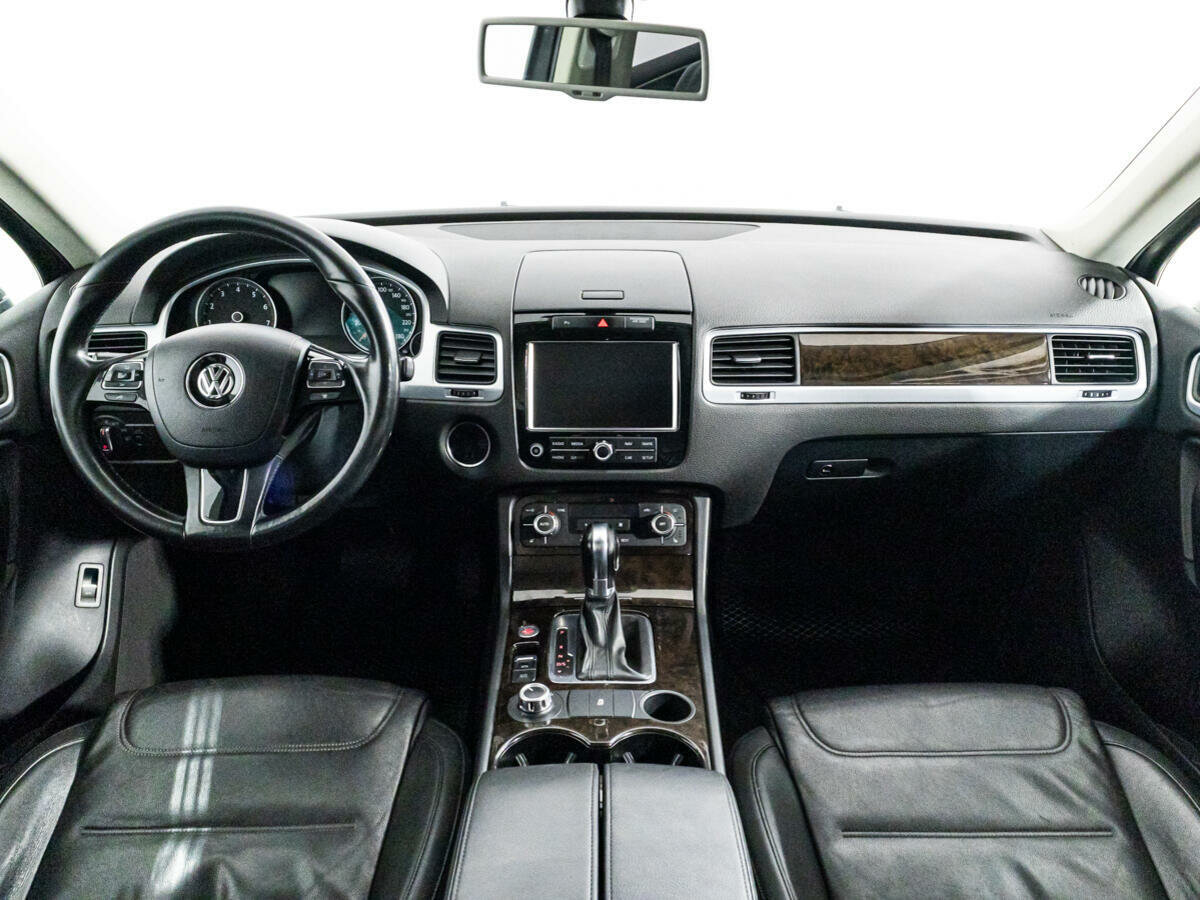 Volkswagen Touareg, 2012