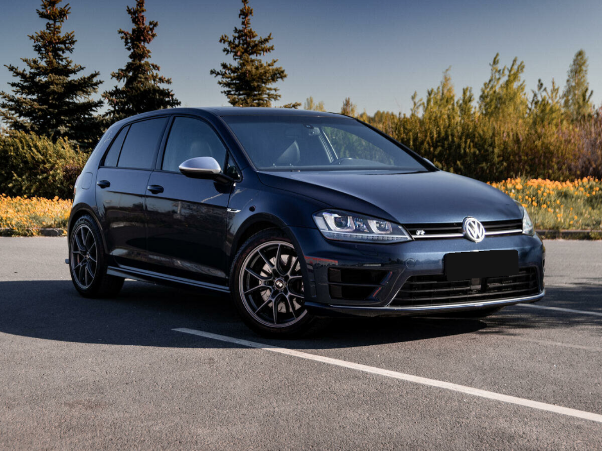 Volkswagen Golf R, 2014