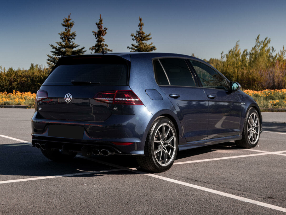 Volkswagen Golf R, 2014