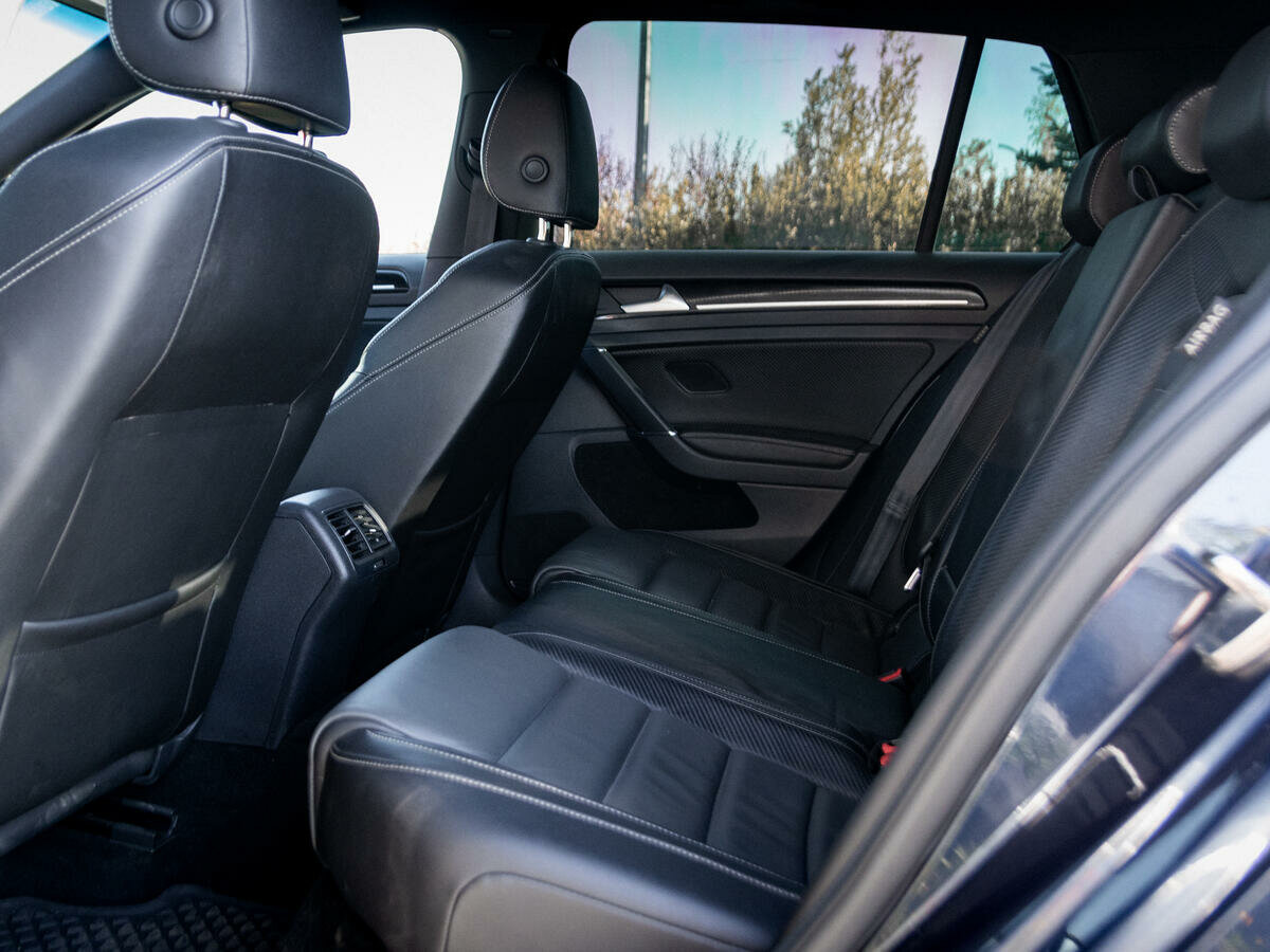 Volkswagen Golf R, 2014