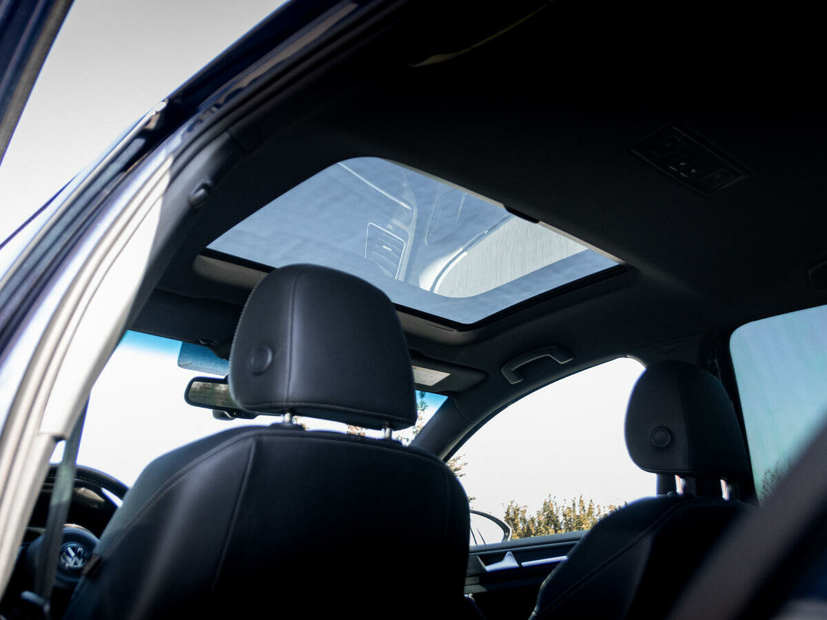 Volkswagen Golf R, 2014