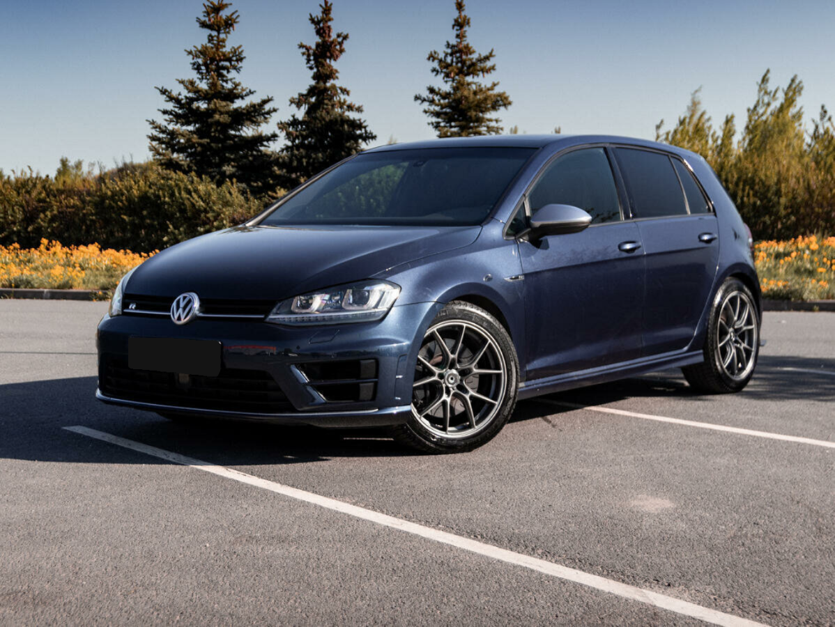 Volkswagen Golf R, 2014