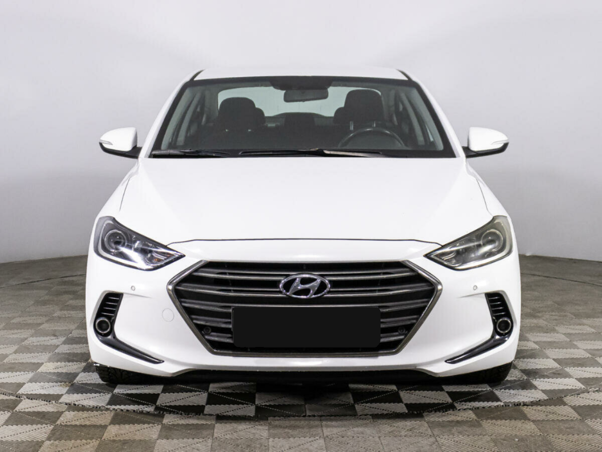 Hyundai Elantra, 2017