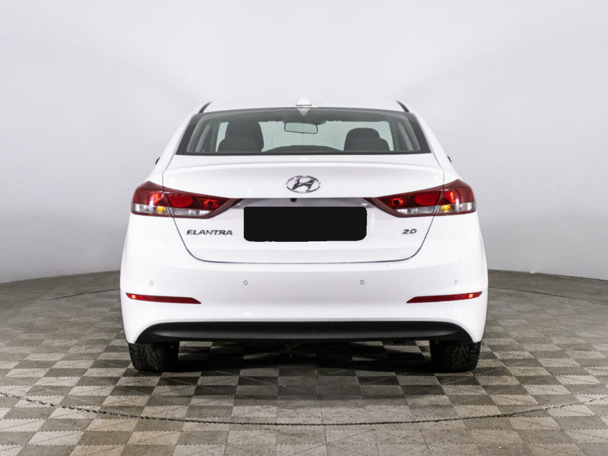 Hyundai Elantra, 2017