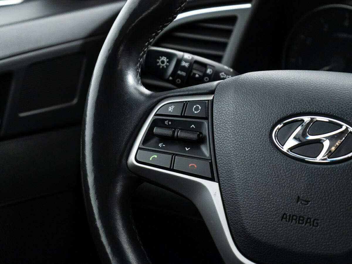 Hyundai Elantra, 2017