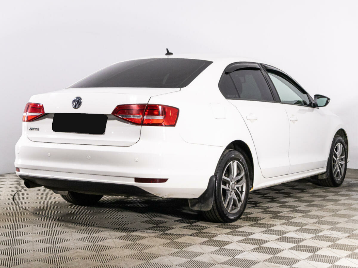 Volkswagen Jetta, 2015