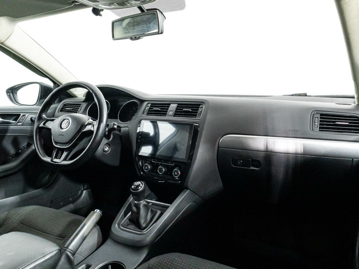 Volkswagen Jetta, 2015