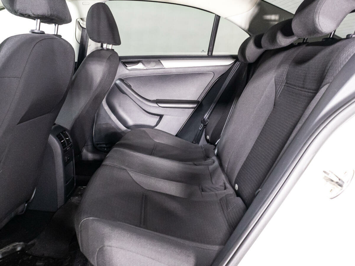 Volkswagen Jetta, 2015