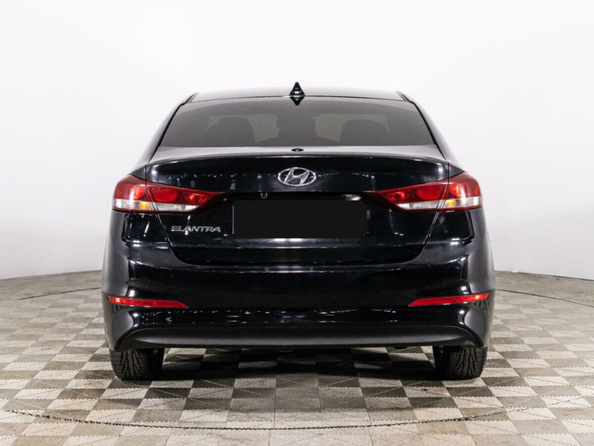 Hyundai Elantra, 2017