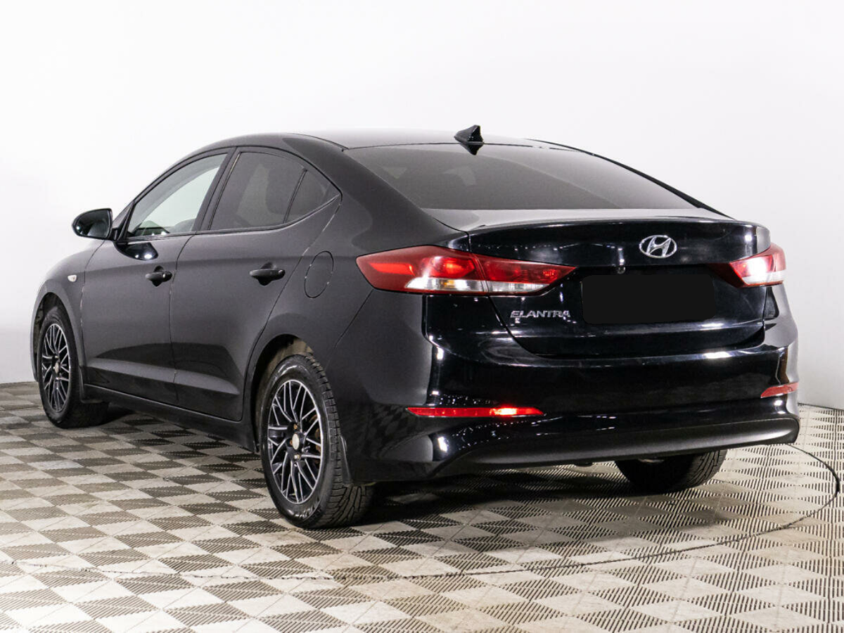 Hyundai Elantra, 2017