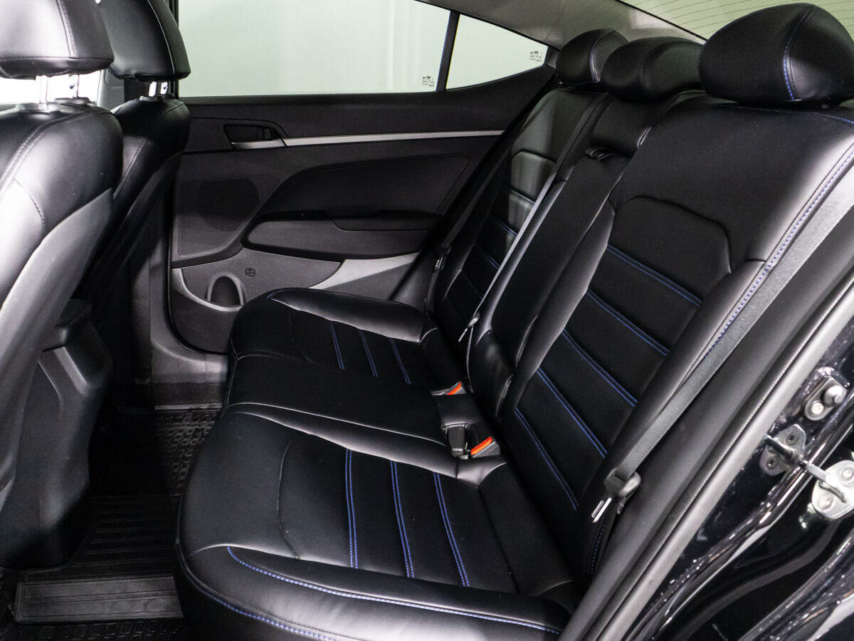 Hyundai Elantra, 2017