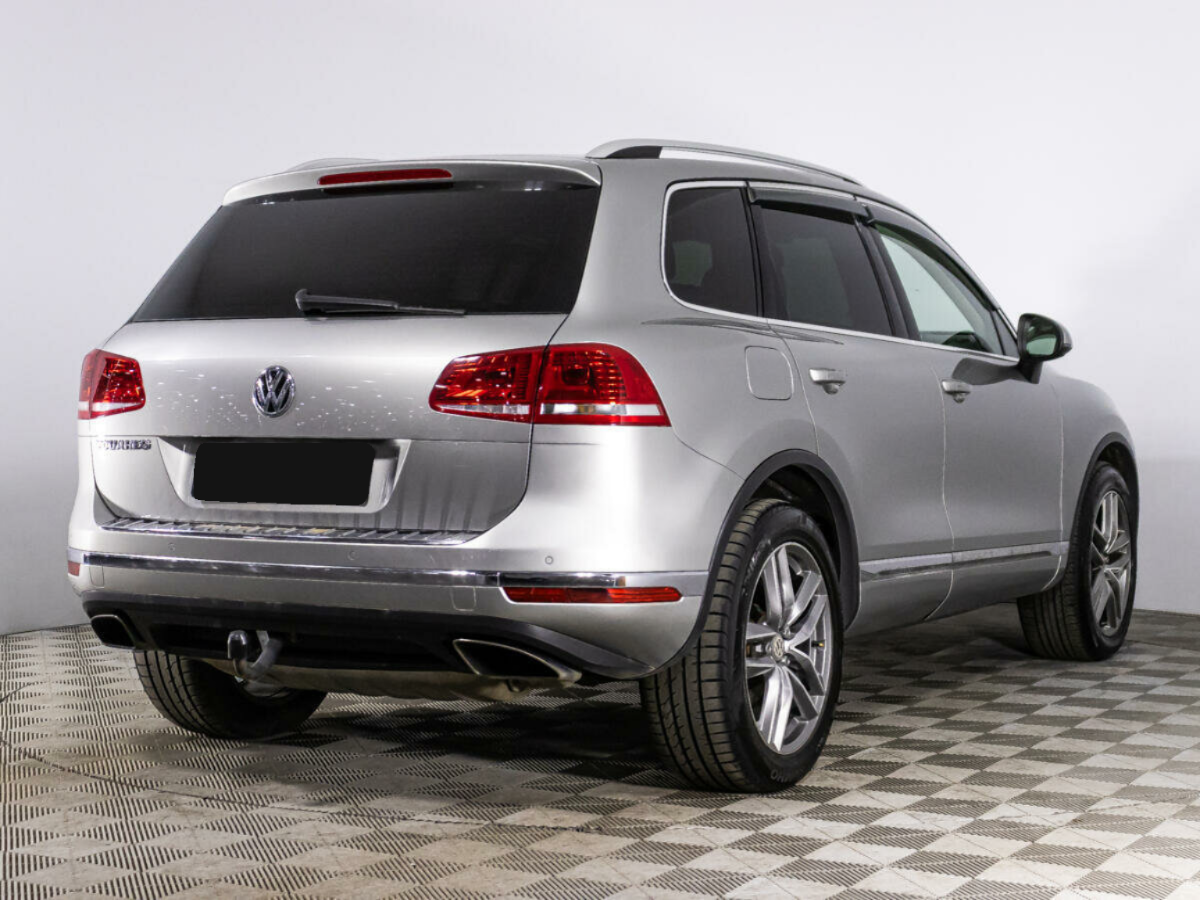 Volkswagen Touareg, 2015