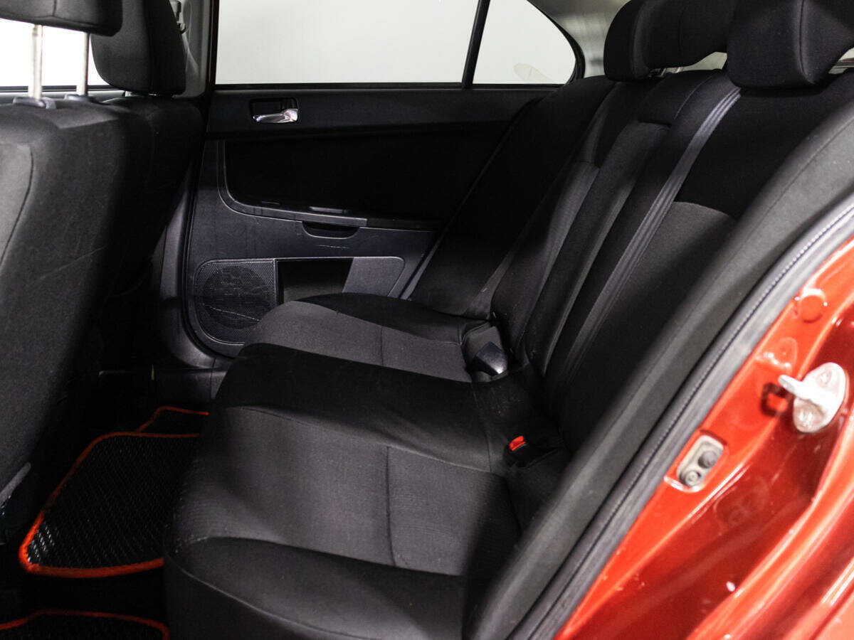Mitsubishi Lancer, 2011