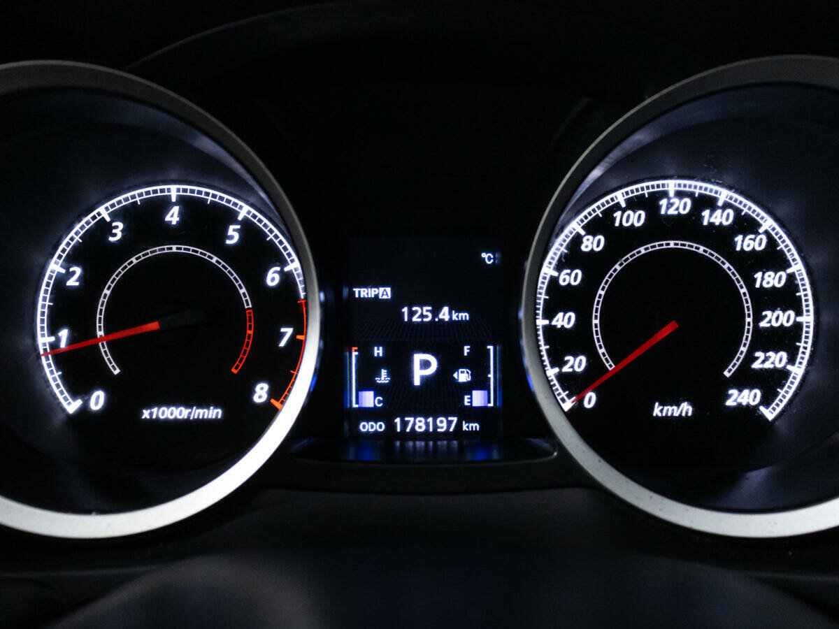 Mitsubishi Lancer, 2011