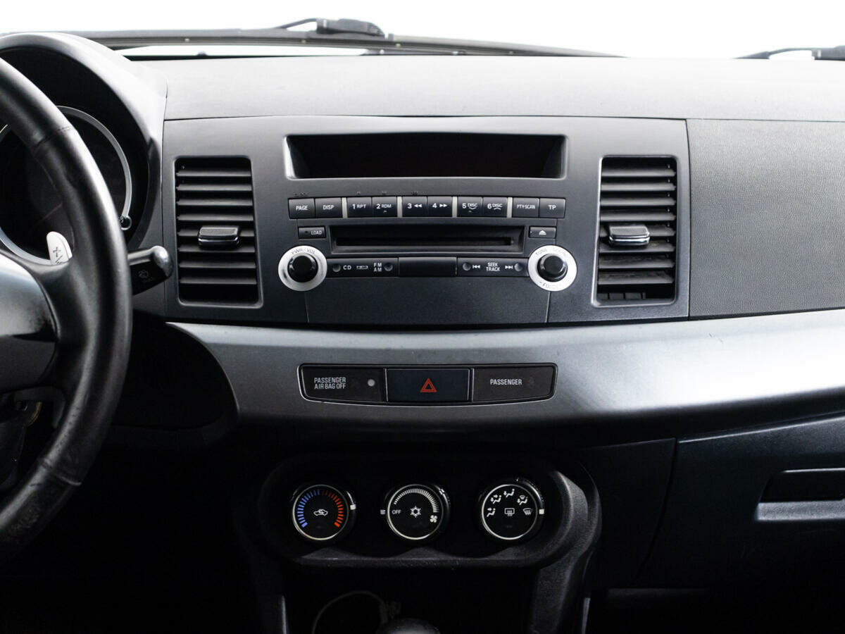 Mitsubishi Lancer, 2011