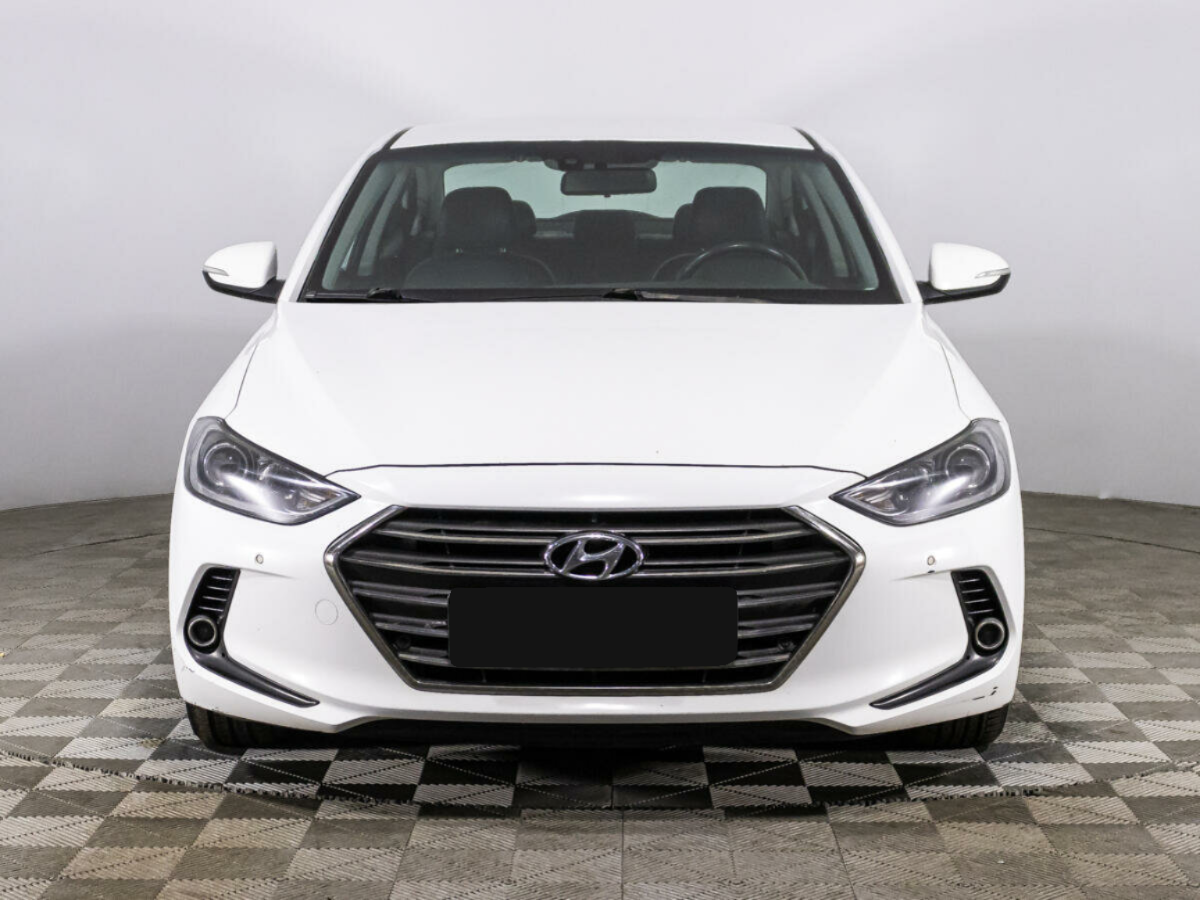 Hyundai Elantra, 2016