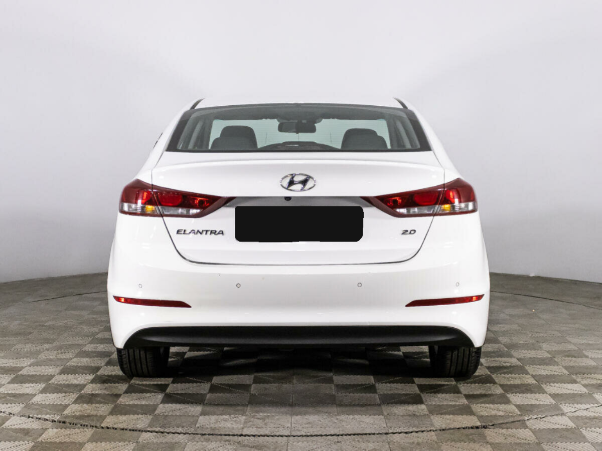 Hyundai Elantra, 2016