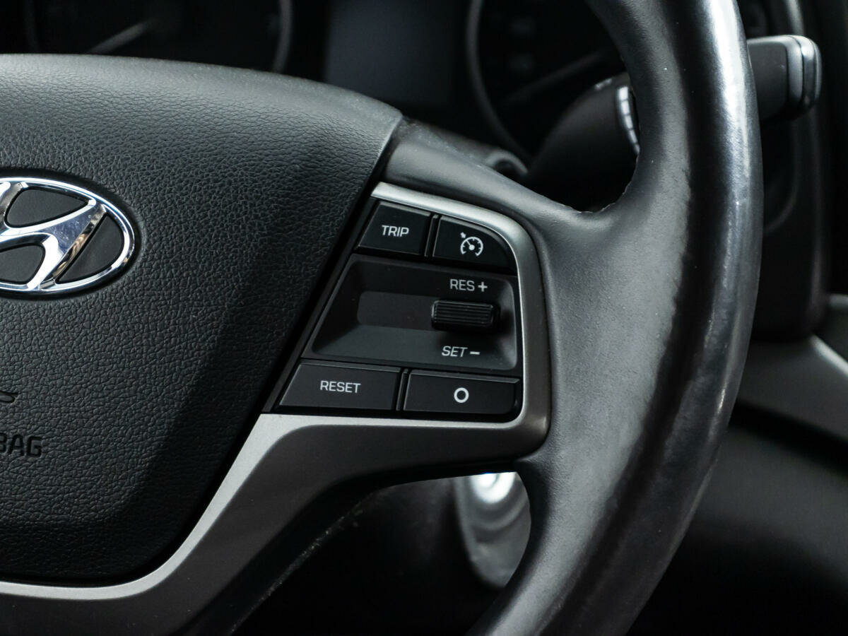 Hyundai Elantra, 2016