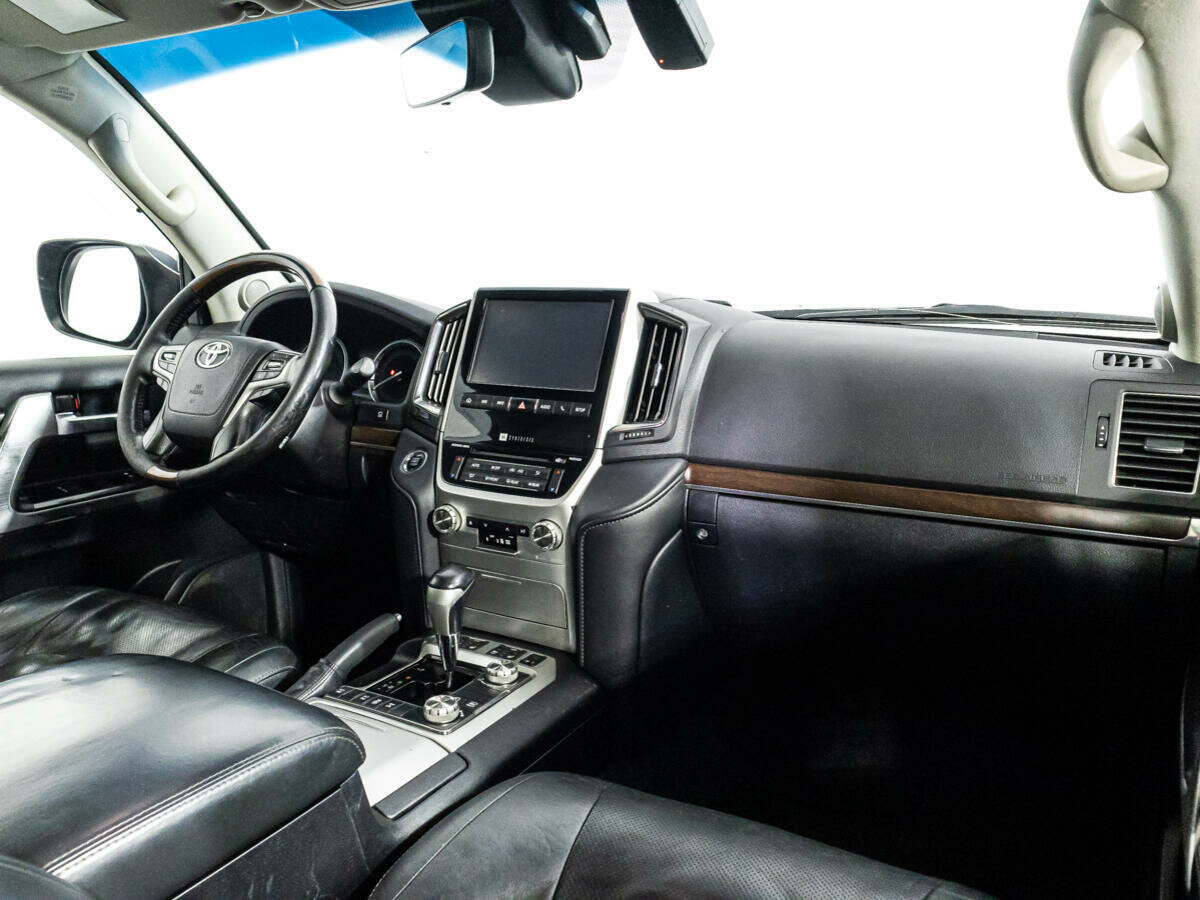 Toyota Land Cruiser, 2016