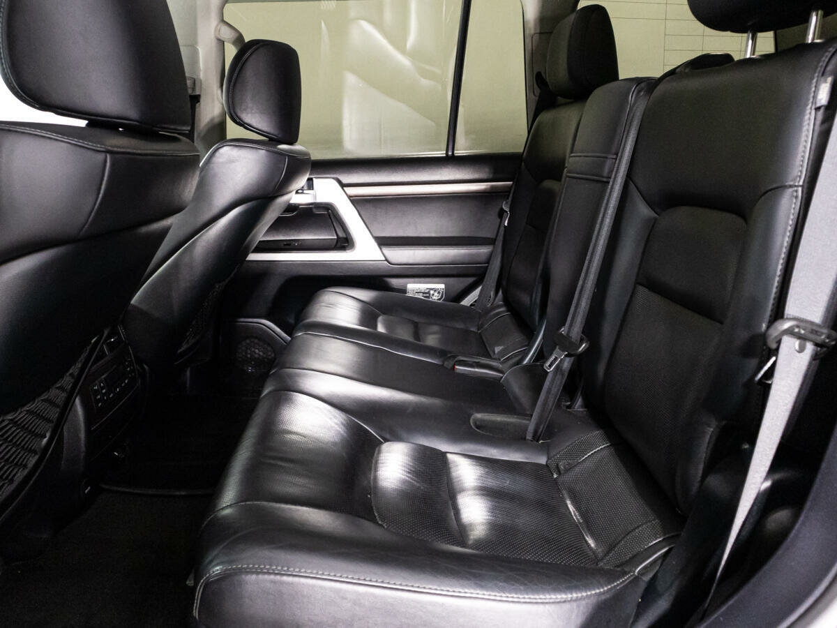 Toyota Land Cruiser, 2016