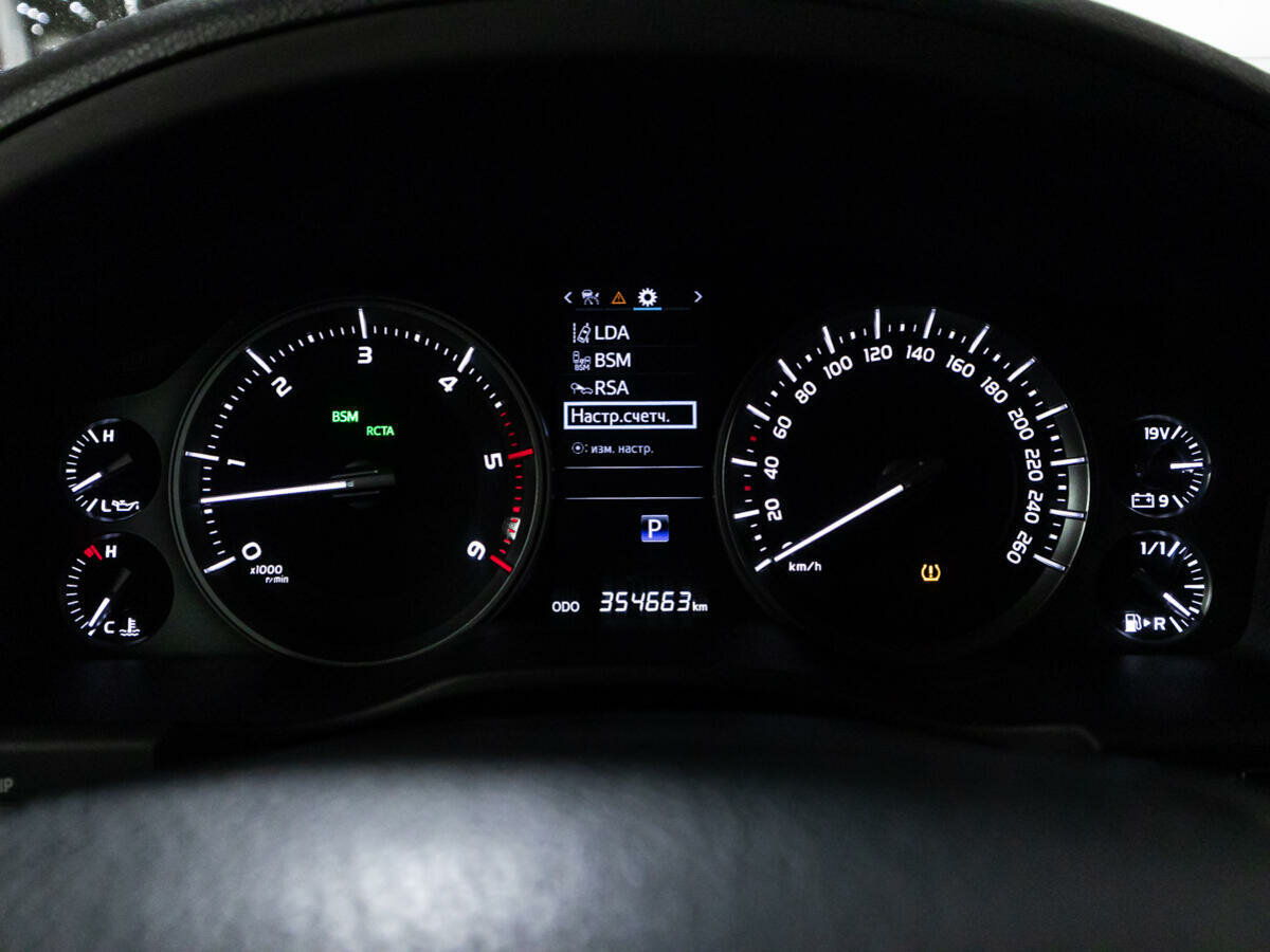 Toyota Land Cruiser, 2016