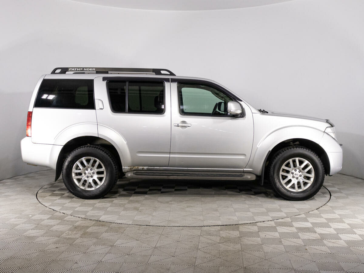 Nissan Pathfinder, 2007