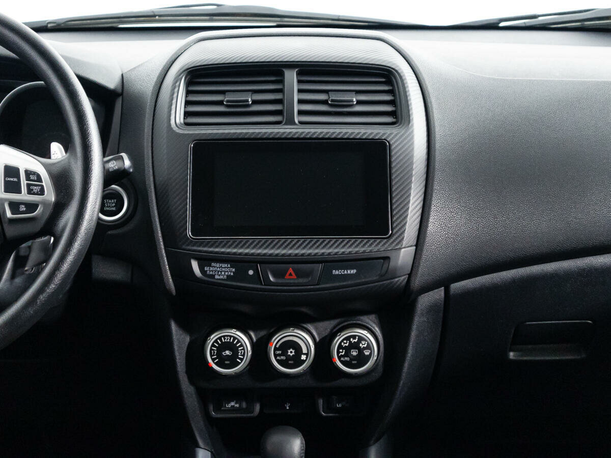 Mitsubishi ASX, 2011