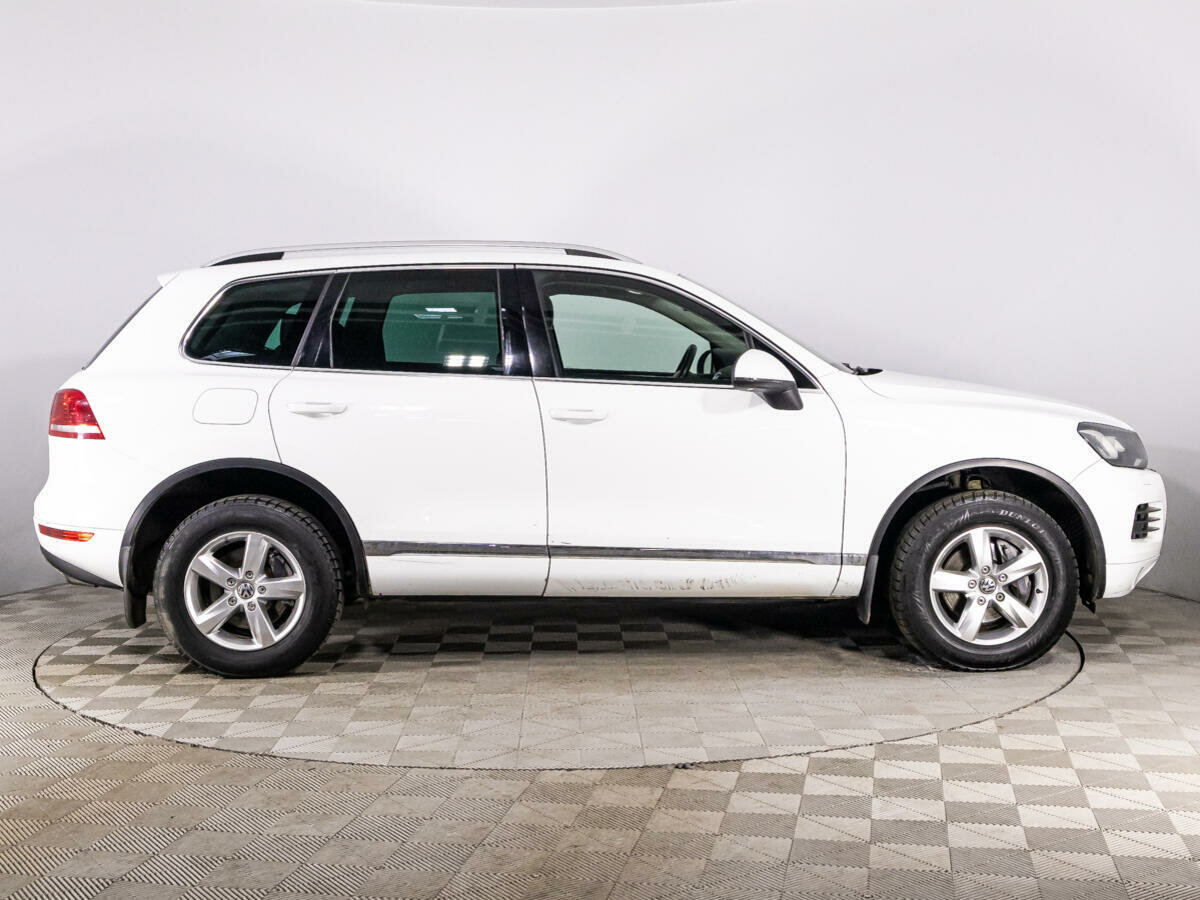 Volkswagen Touareg, 2013