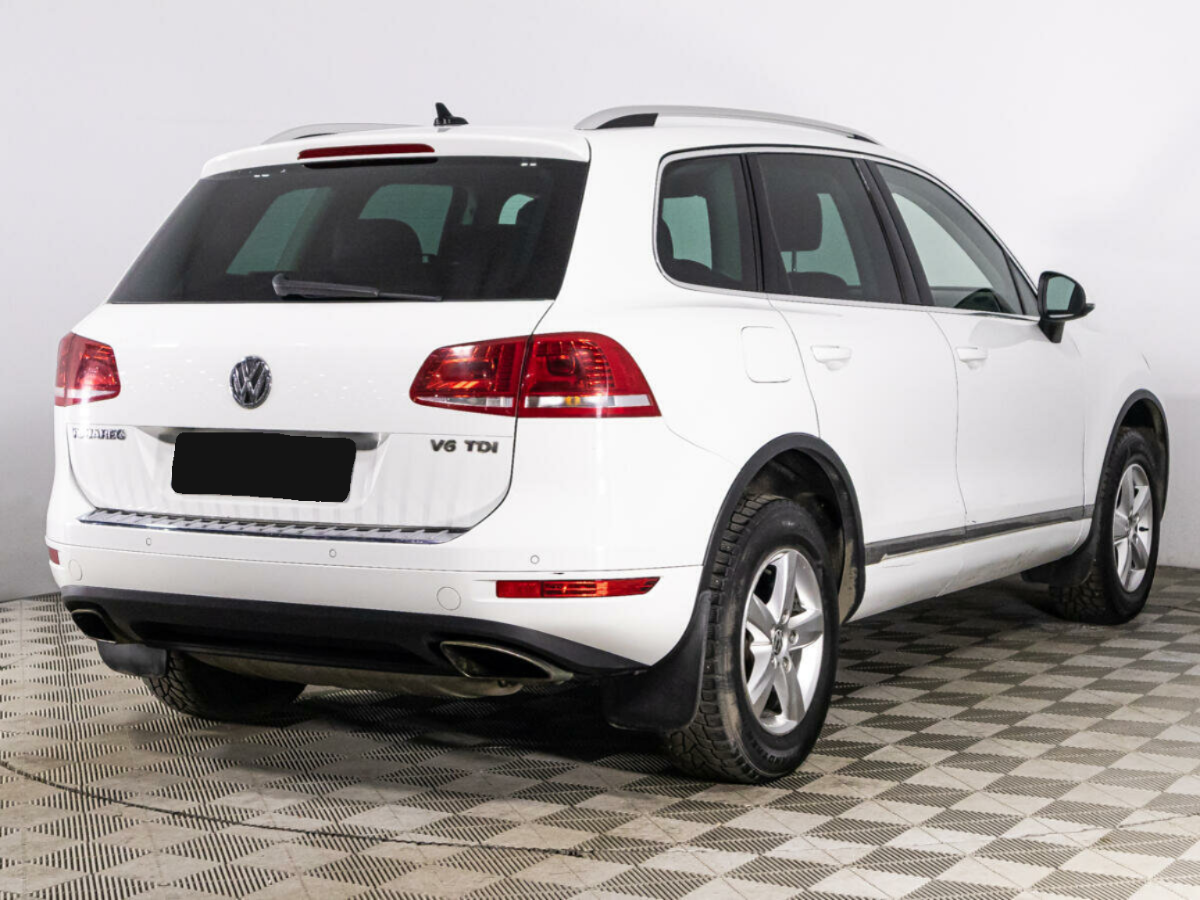 Volkswagen Touareg, 2013