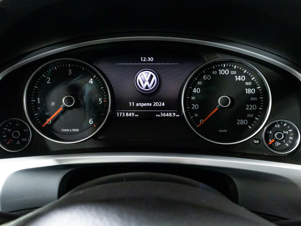 Volkswagen Touareg, 2013