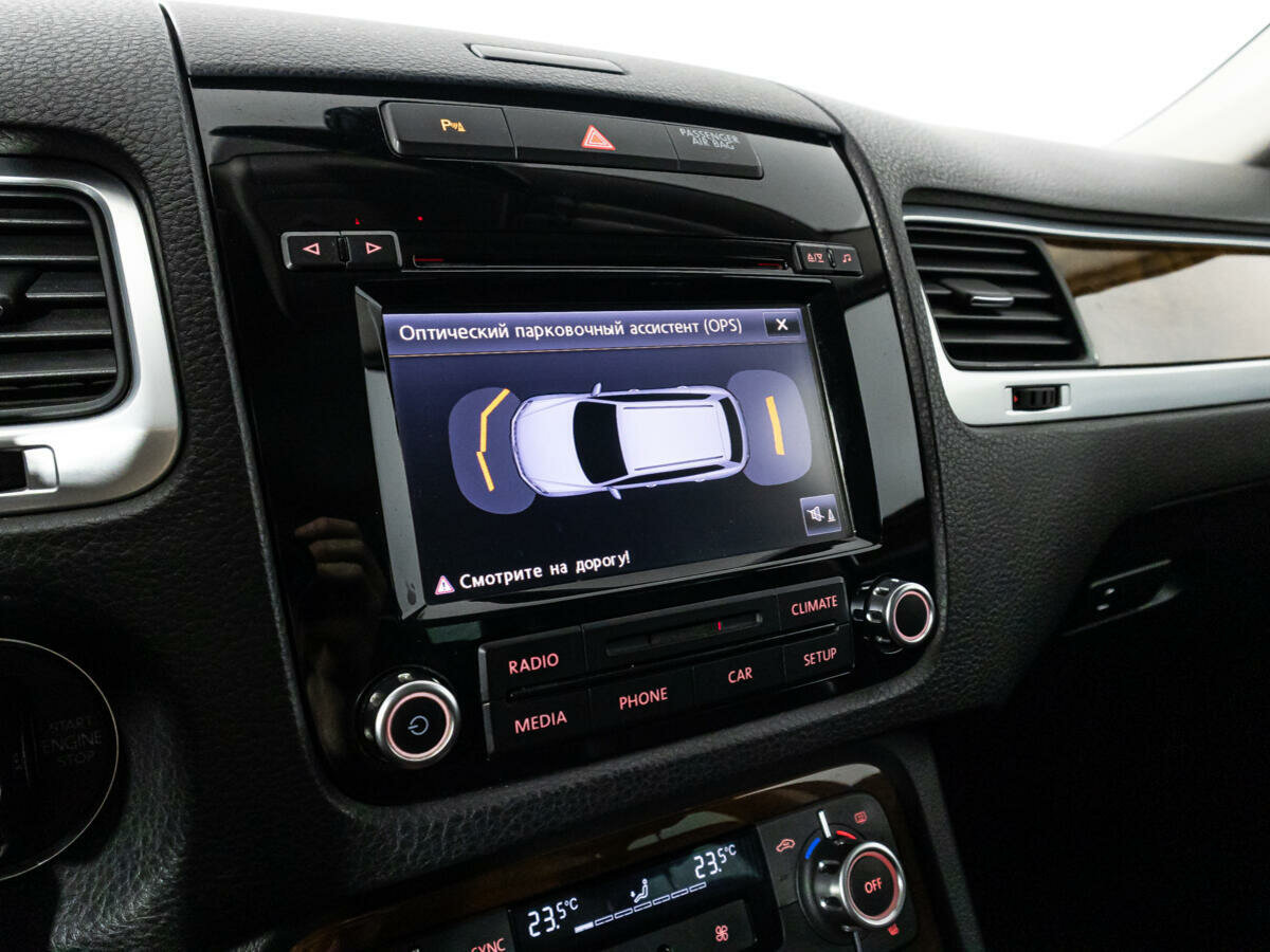 Volkswagen Touareg, 2013