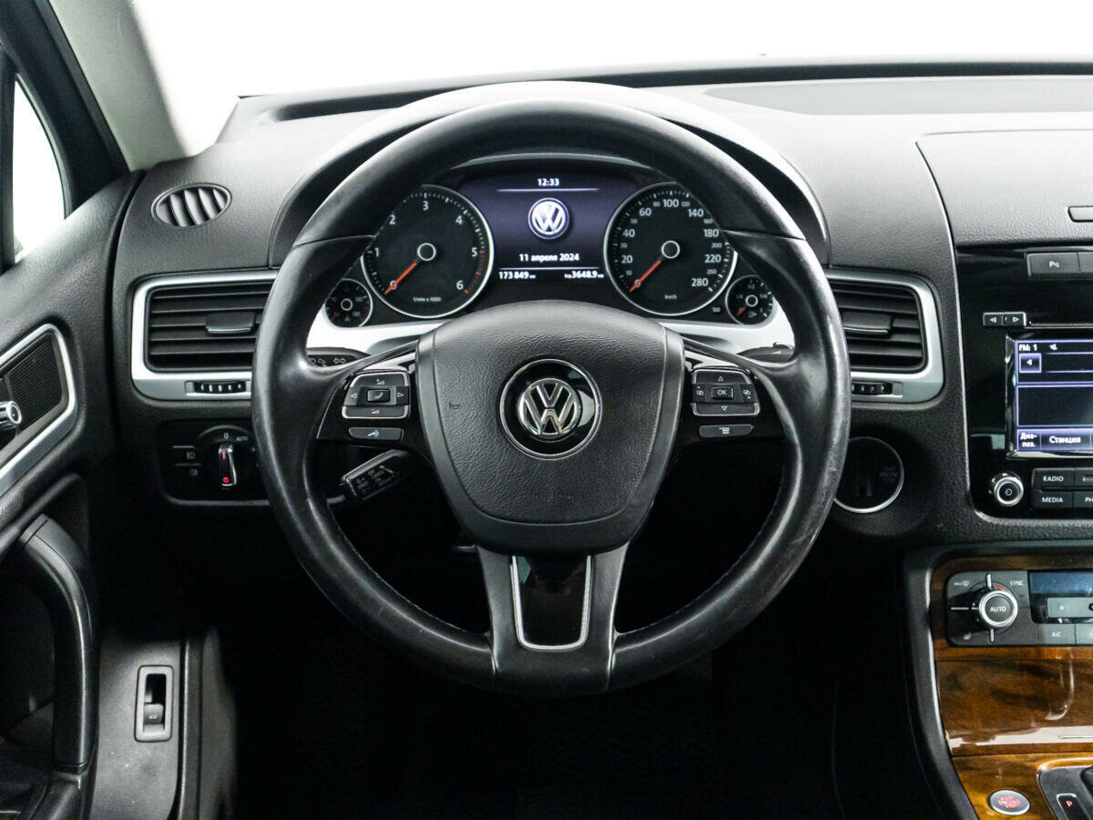Volkswagen Touareg, 2013