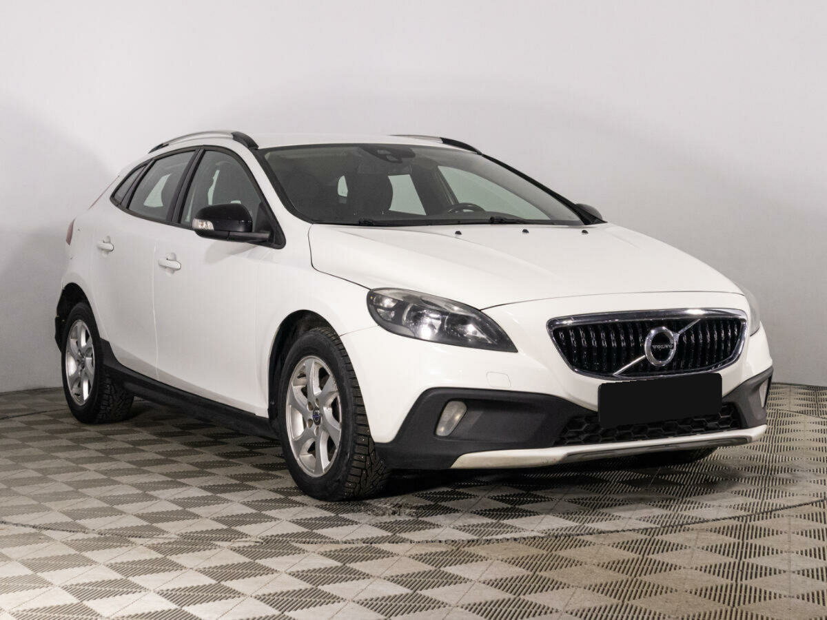 Volvo V40 Cross Country, 2013