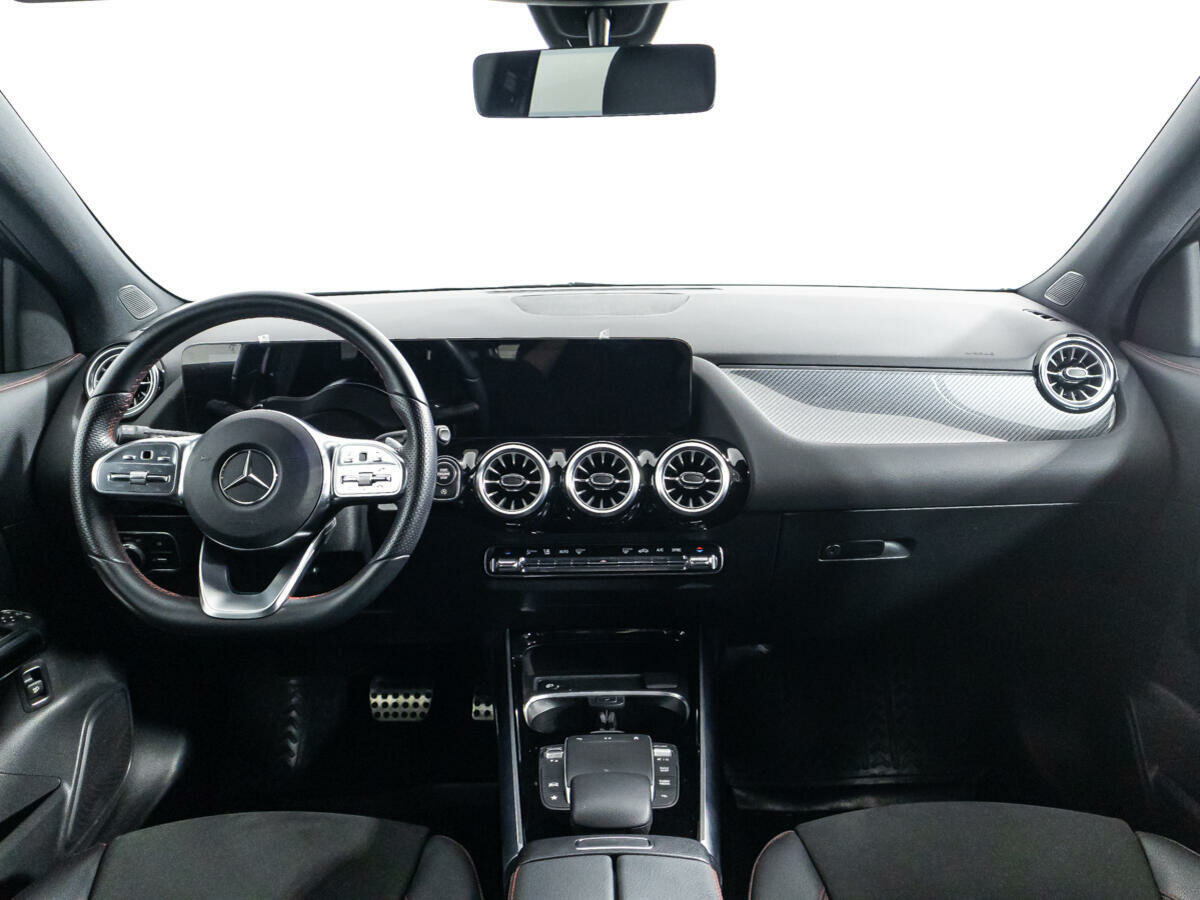 Mercedes-Benz GLA 250, 2021