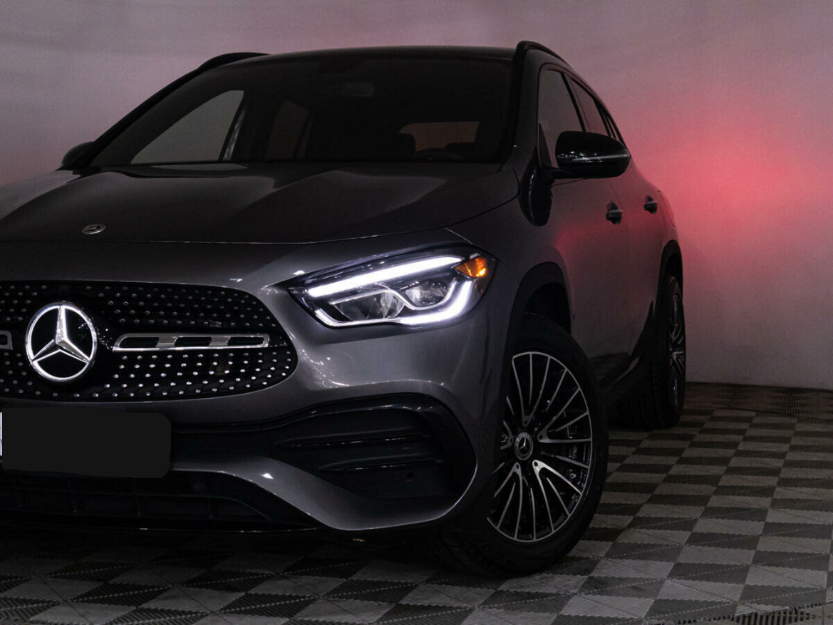 Mercedes-Benz GLA 250, 2021