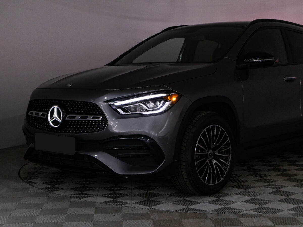 Mercedes-Benz GLA 250, 2021