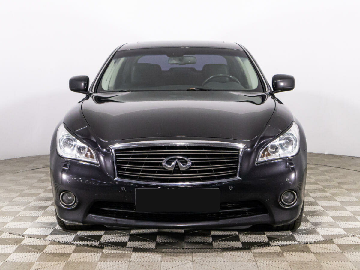 Infiniti M37, 2010